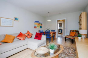 Edinburgh Central 2-Bedroom Old Town Apartment